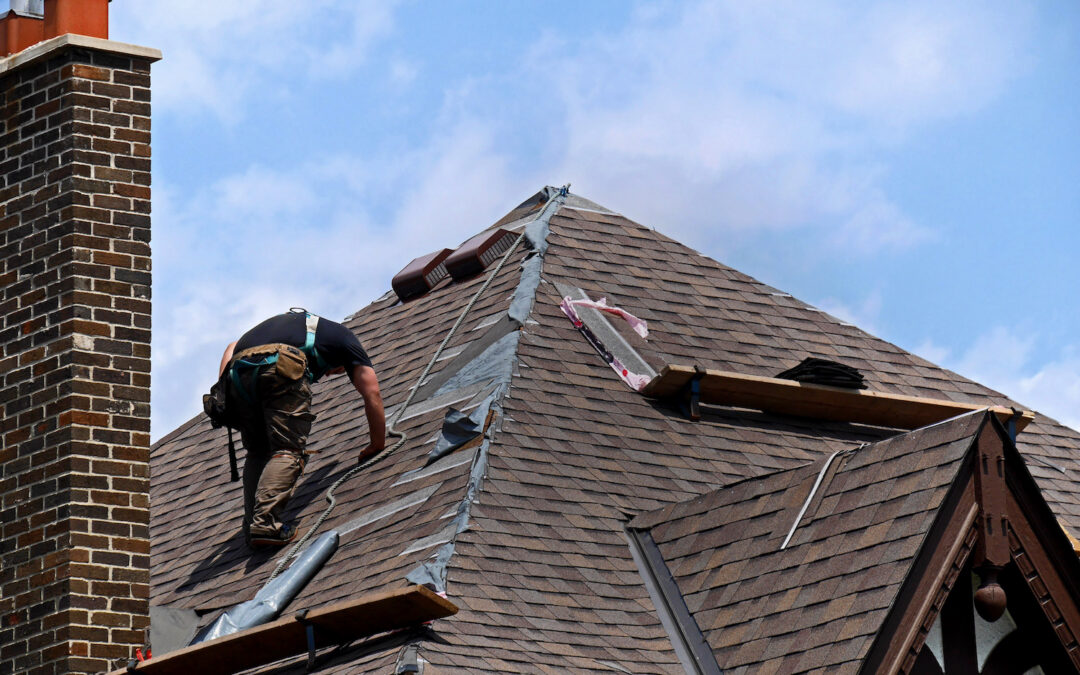 How Often Should Roofs Be Replaced? (Homeowners Guide)