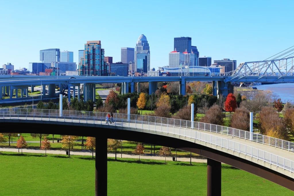 Louisville Kentucky view with pedestrian walkway in front