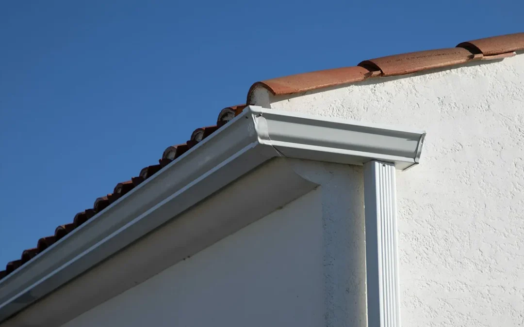 The Comprehensive Guide to Installing Seamless Gutters: Enhancing Your Home’s Aesthetics and Efficiency